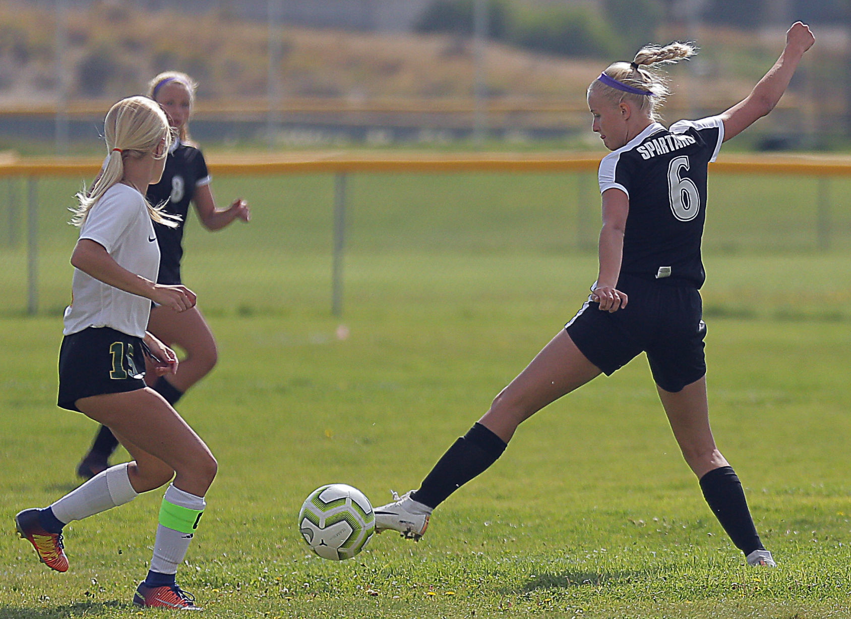 091019-elk-spt-spring-creek-girls-soccer-03.jpg